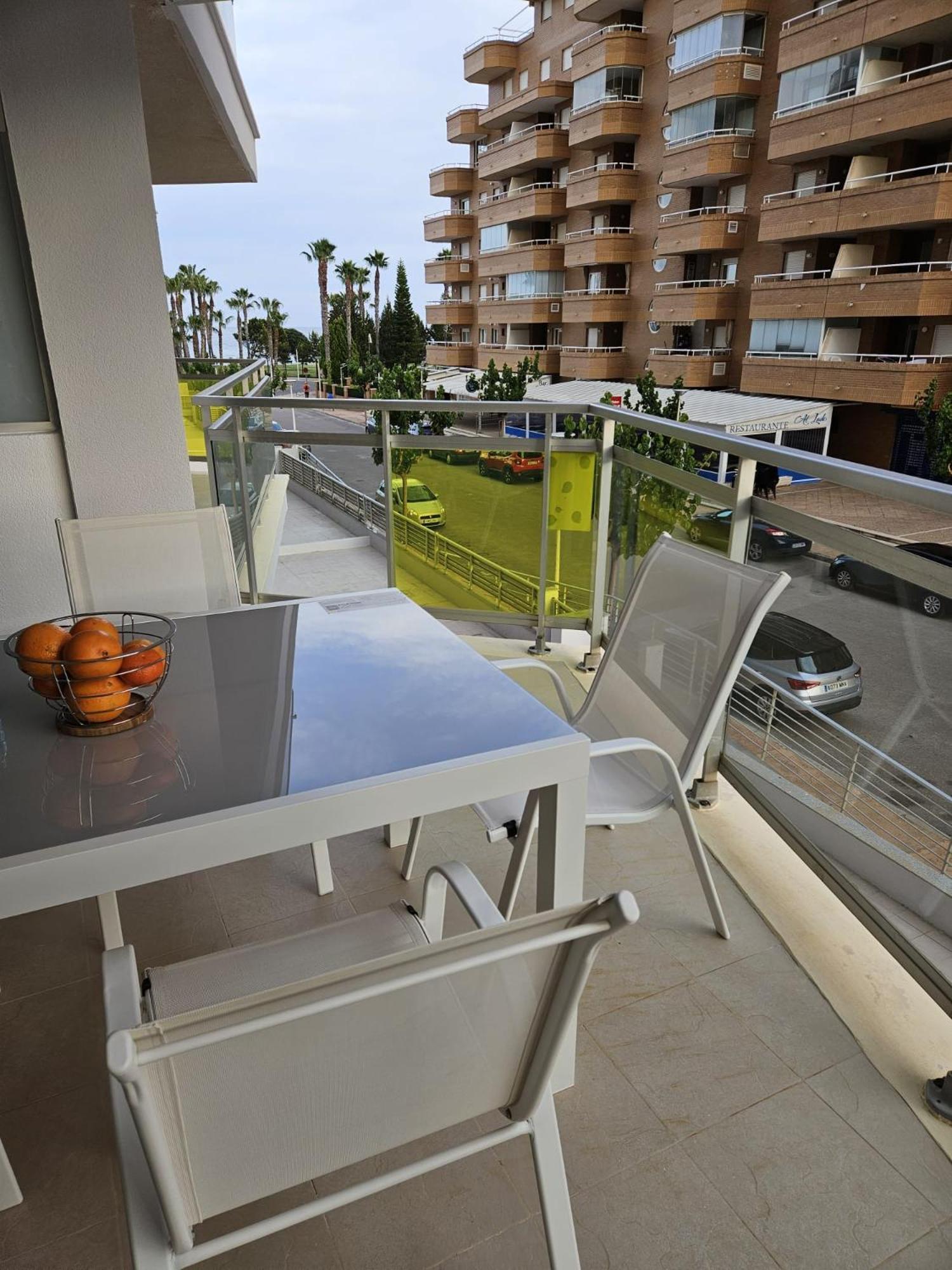 Mondrian Magic World - Sea View First Line Of The Beach Oropesa del Mar Exterior photo